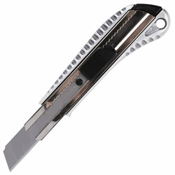 Нож канцелярский 18 мм BRAUBERG "Metallic", металлический корпус (рифленый), автофиксатор, блистер, 235401 - фото 13564228