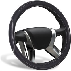 Оплетка на руль SIGMA экокожа, вставки Карбон под хват с серой окантовкой, M, черный AZARD GROUP OPLA0180 - фото 14567935