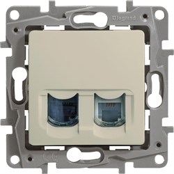 Механизм розетки Legrand Etika - фото 14747557