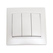 Тройной выключатель INTRO Plano